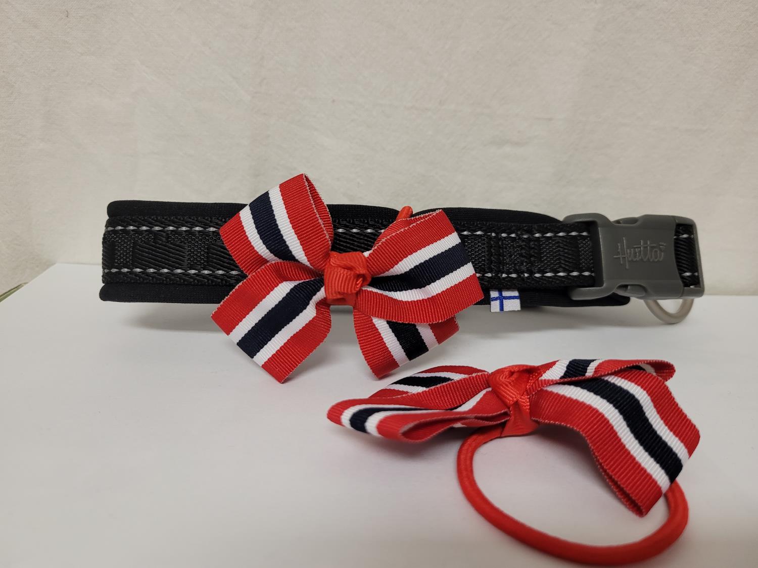 17.mai strikk til halsbånd