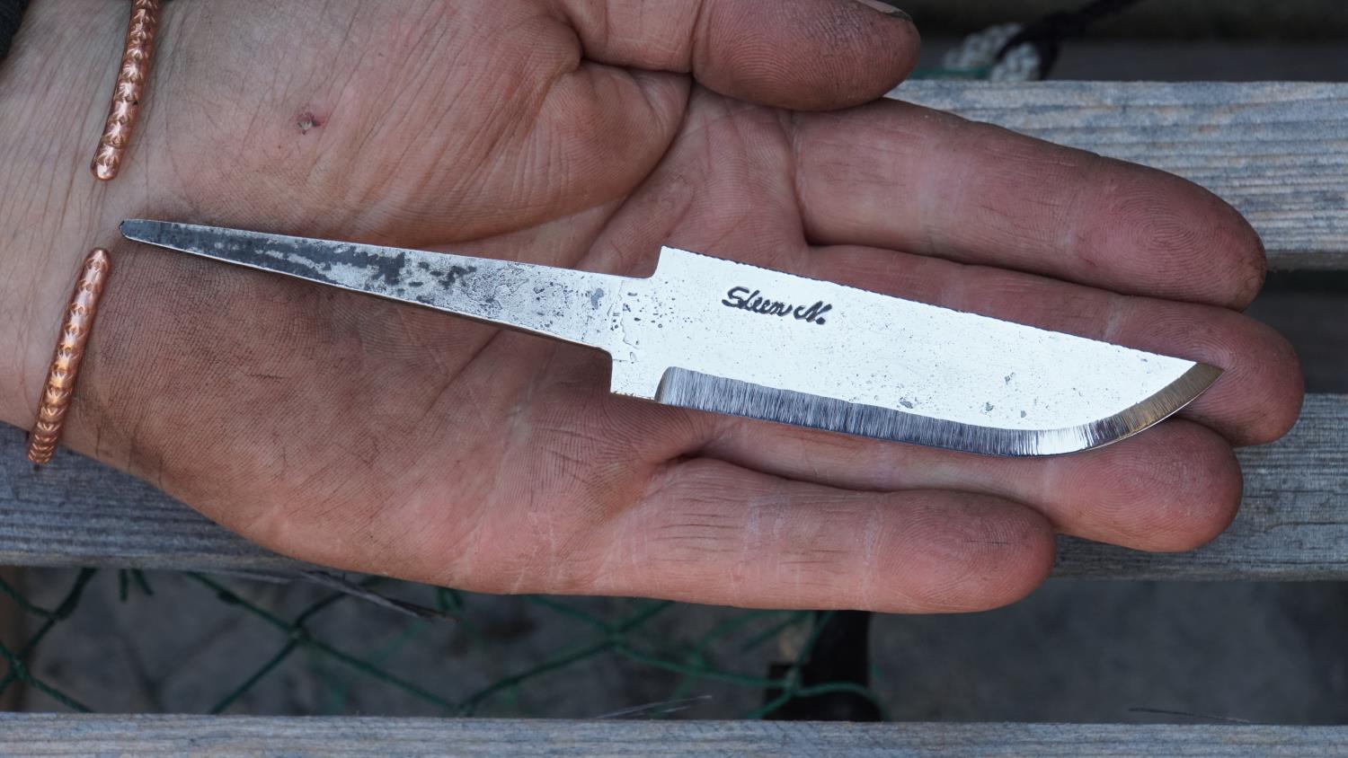 Knivblad med "rett rygg", råsmidd 30 -70 mm