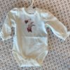 EnFant body | hvit med rosa kanin