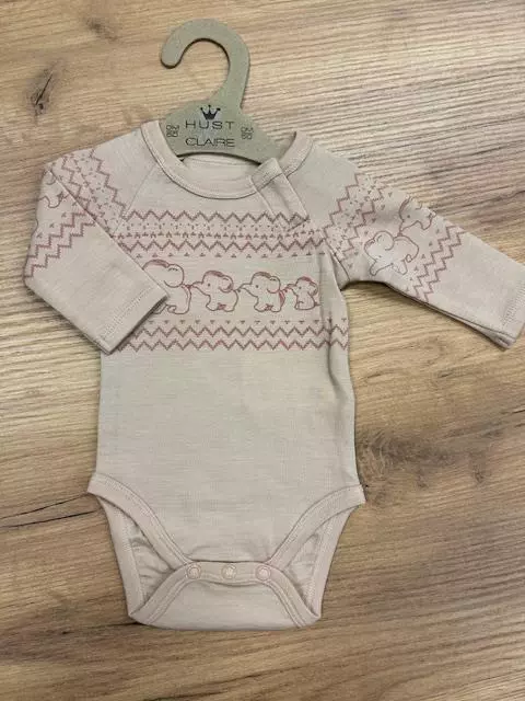 Hust and claire body  | merinoull | rosa elefanter