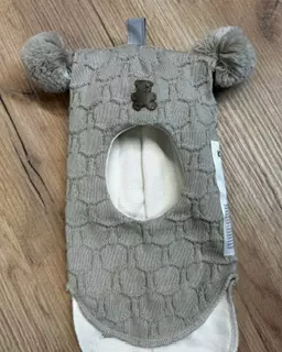 Kivat ull balaclava | beige boblestrikk med bamse