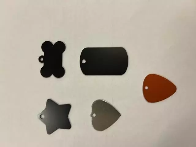 HHUSDYRMERKE STJERNE SORT