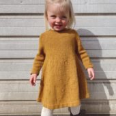 PetiteKnit Løvetannkjole