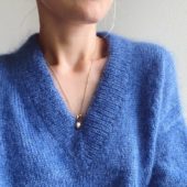 PetiteKnit Stockholm Sweater V-neck