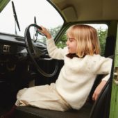 Enkeltoppskrift 2506_07 Sweet Pea Sweater Junior