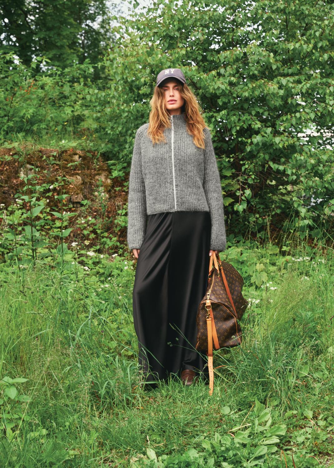 Enkeltoppskrift 2507_10 Tia Zipper Jacket