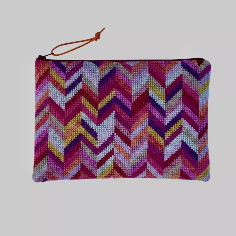 Baldyre Clutch Carmen