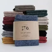 Ito Kinu Wrist Warmers Cam Green 0373