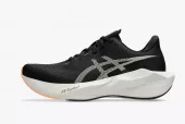 Asics NOVABLAST 6