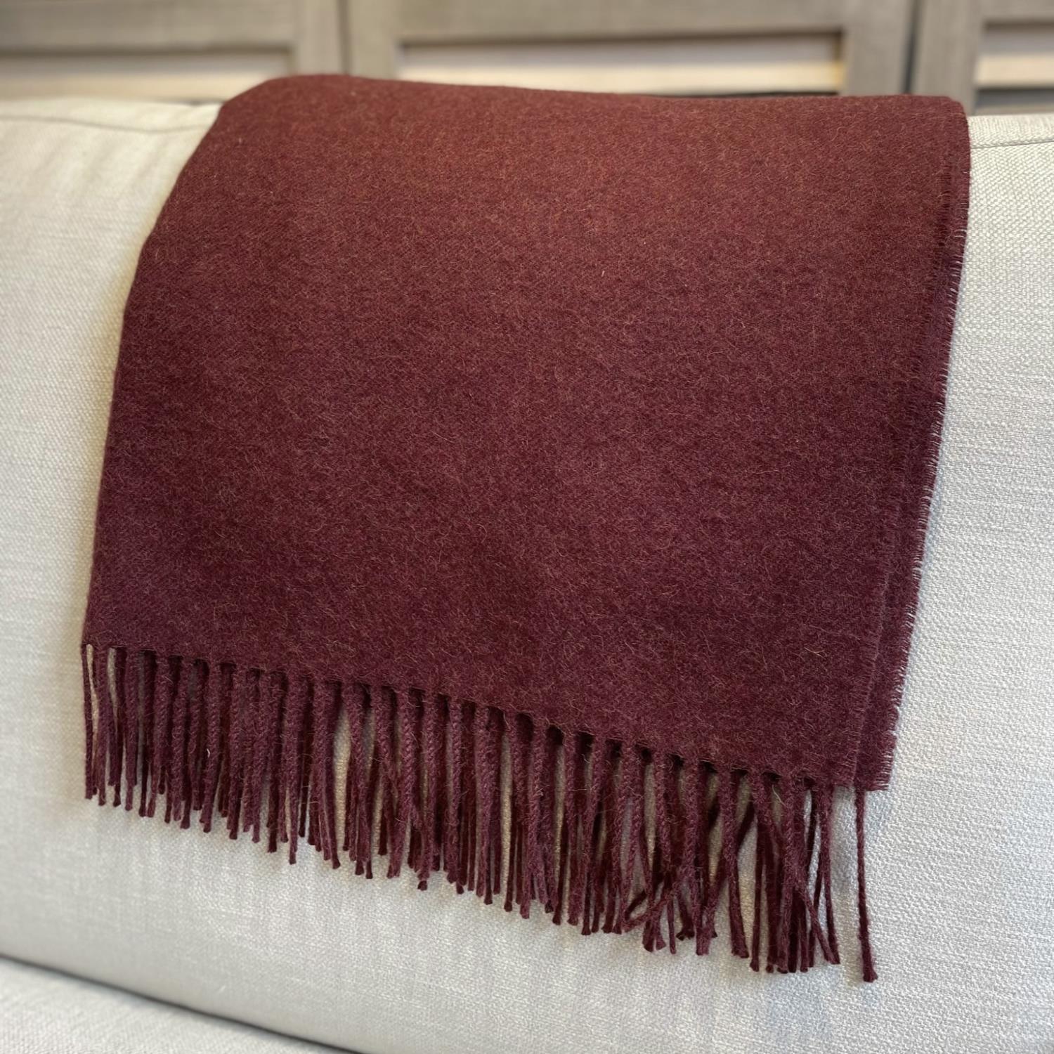 Baby Alpaca Throw Plum 0640