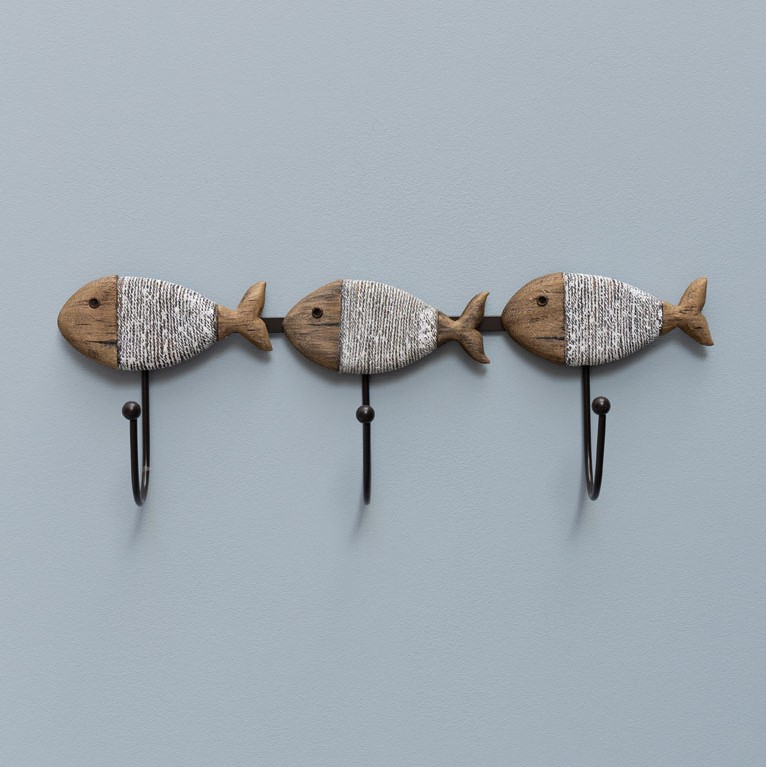 Small Coatrack With Wrapped up Fishes 34796