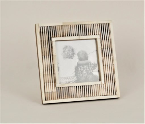 Frame Carving 16x16cm Dep030c