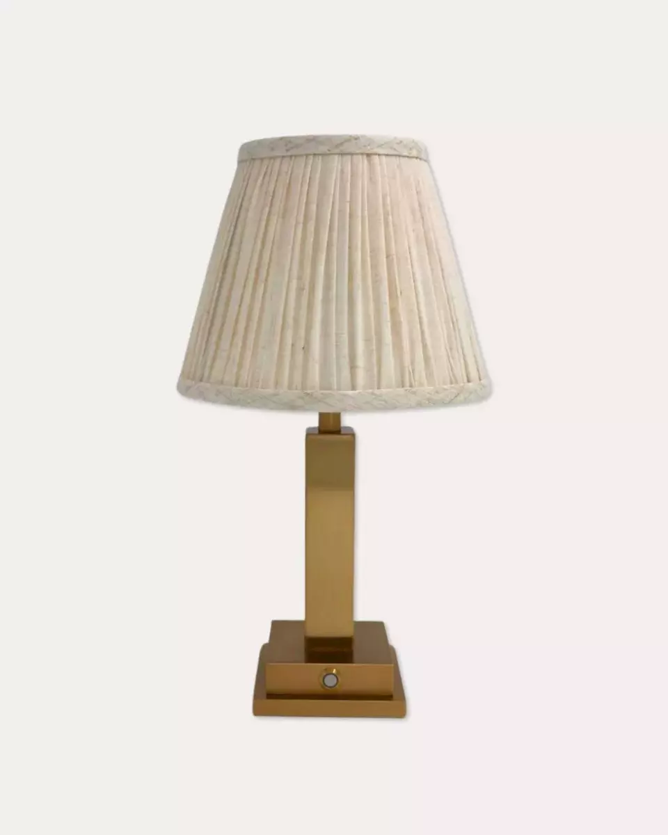 Table Lamp Chicago W/ Cream Shade 1023