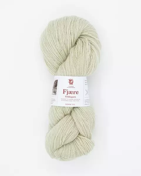 Hillesvåg: Fjære, 557, lys lindegrønn