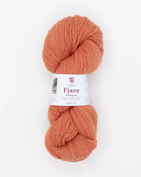 Hillesvåg: Fjære, 567, rødlig oransje