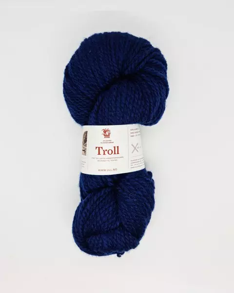 Hillesvåg: Troll, 724, marineblå