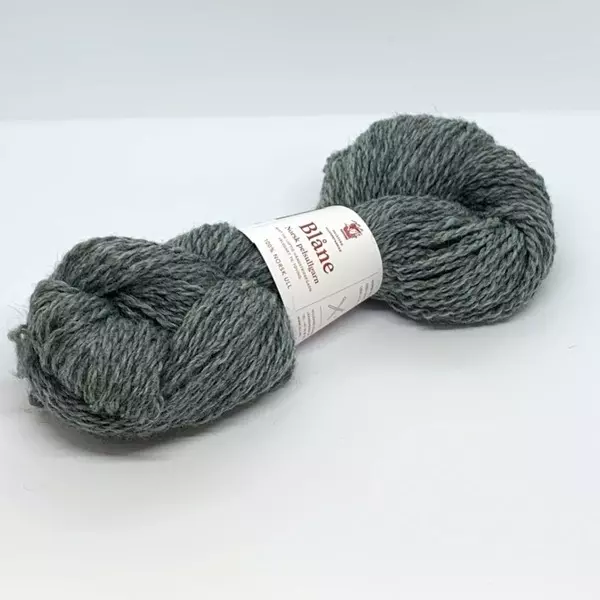 Hillesvåg: Blåne, 2140, støvet ismint