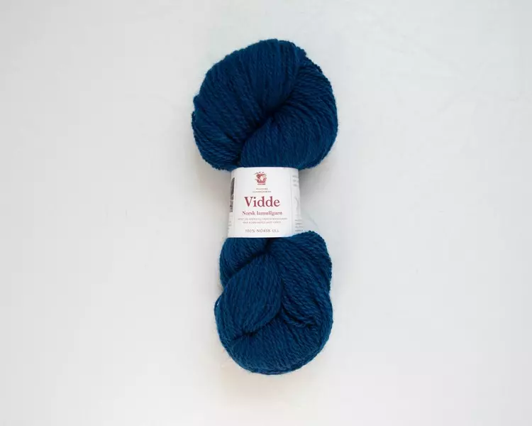 Hillesvåg: Vidde, 301, lys marineblå