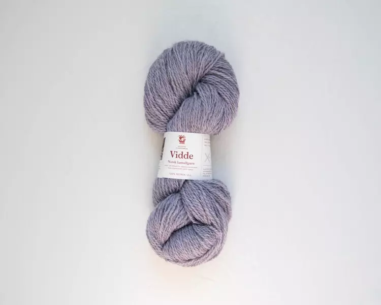 Hillesvåg: Vidde, 338, syrin