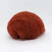 Kardet ull, rødbrun