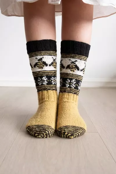 Garnpakke: Humlesurr (Nor & Eng)