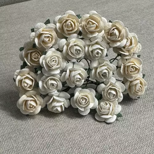 Papirblomster: Roser, 1.8cm, Hvit