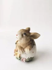 Kanin i blomsteregg 7x8x9cm
