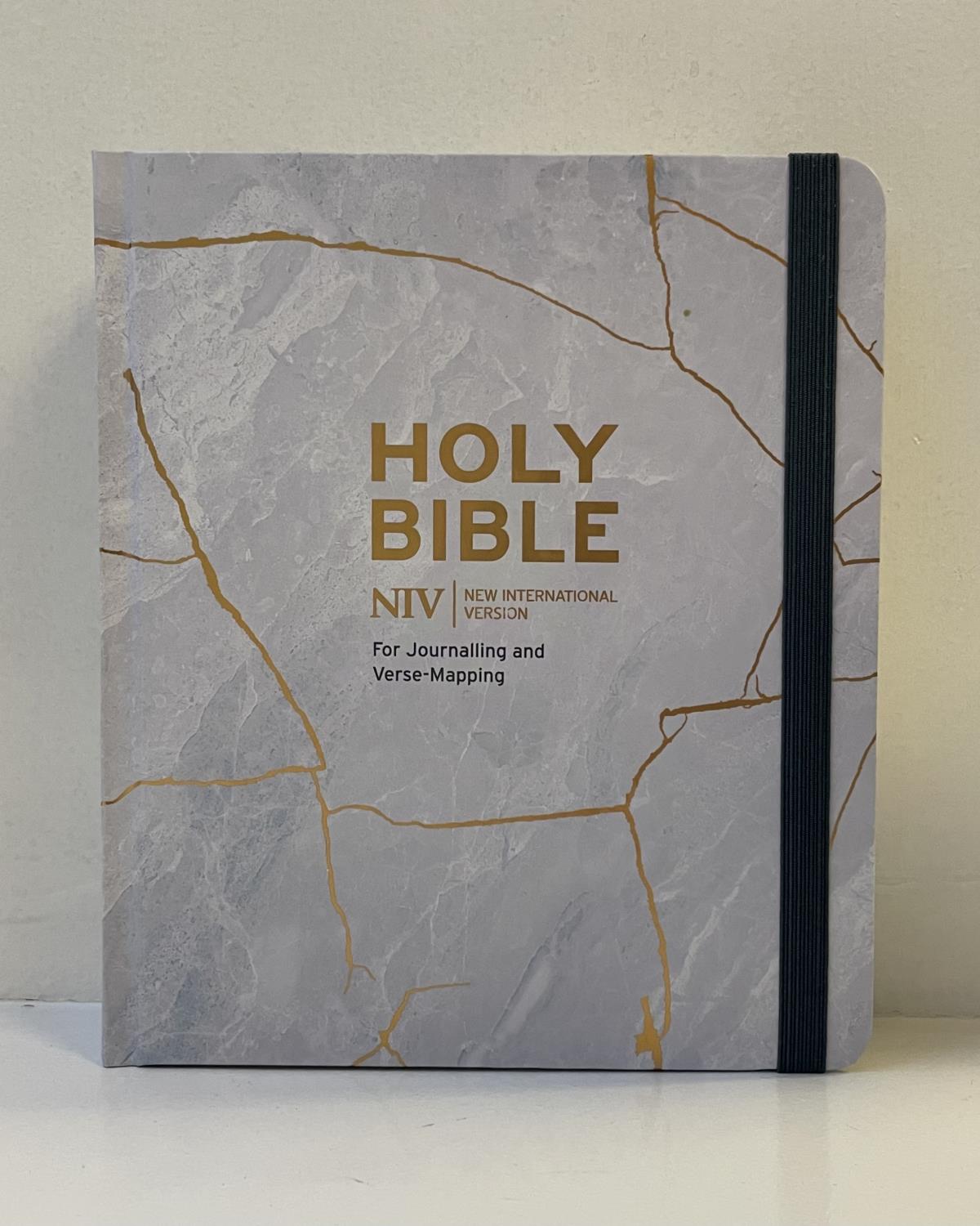 NIV Holy Bible for Journalling and Verse-mapping