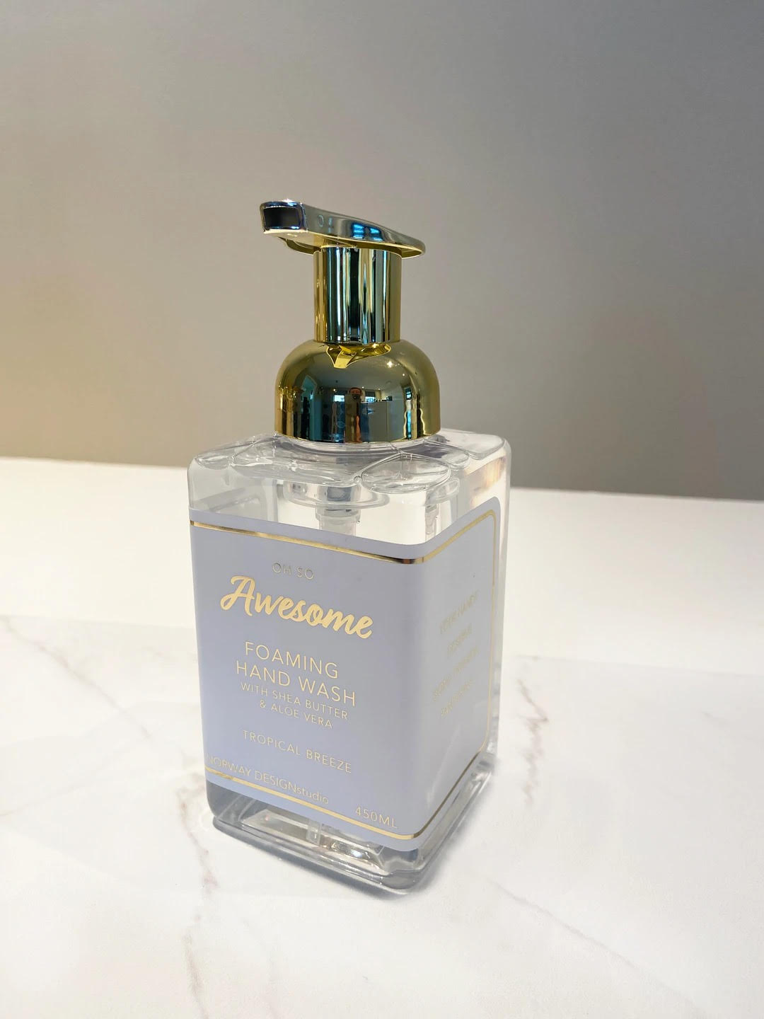 Awesome-foaming hand soap tropical breeze, hvit.