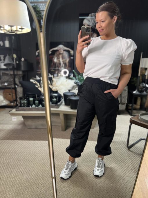 Kamarie cargo pants black deep