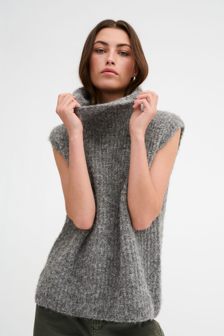 MeenaMW Knit Vest