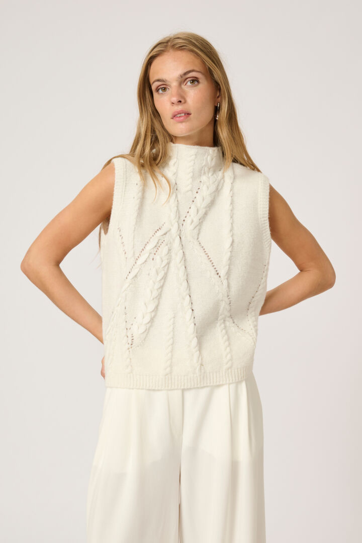 Solamw knit vest,Snow white