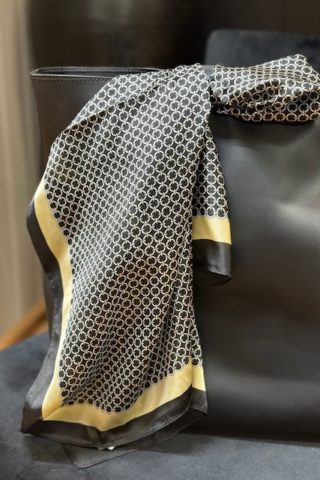 Sandy scarf,black/beige