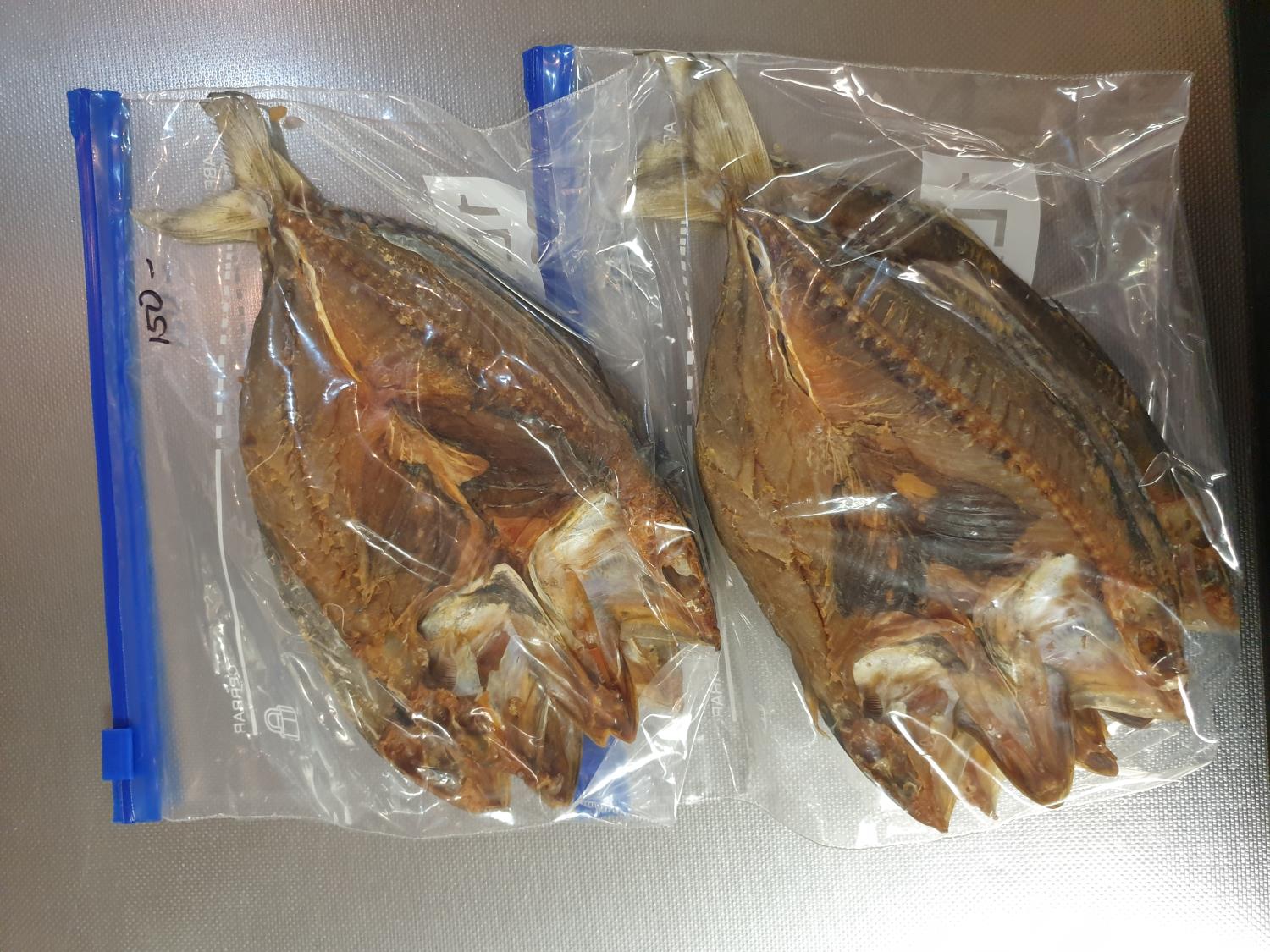 Dried fish per pack