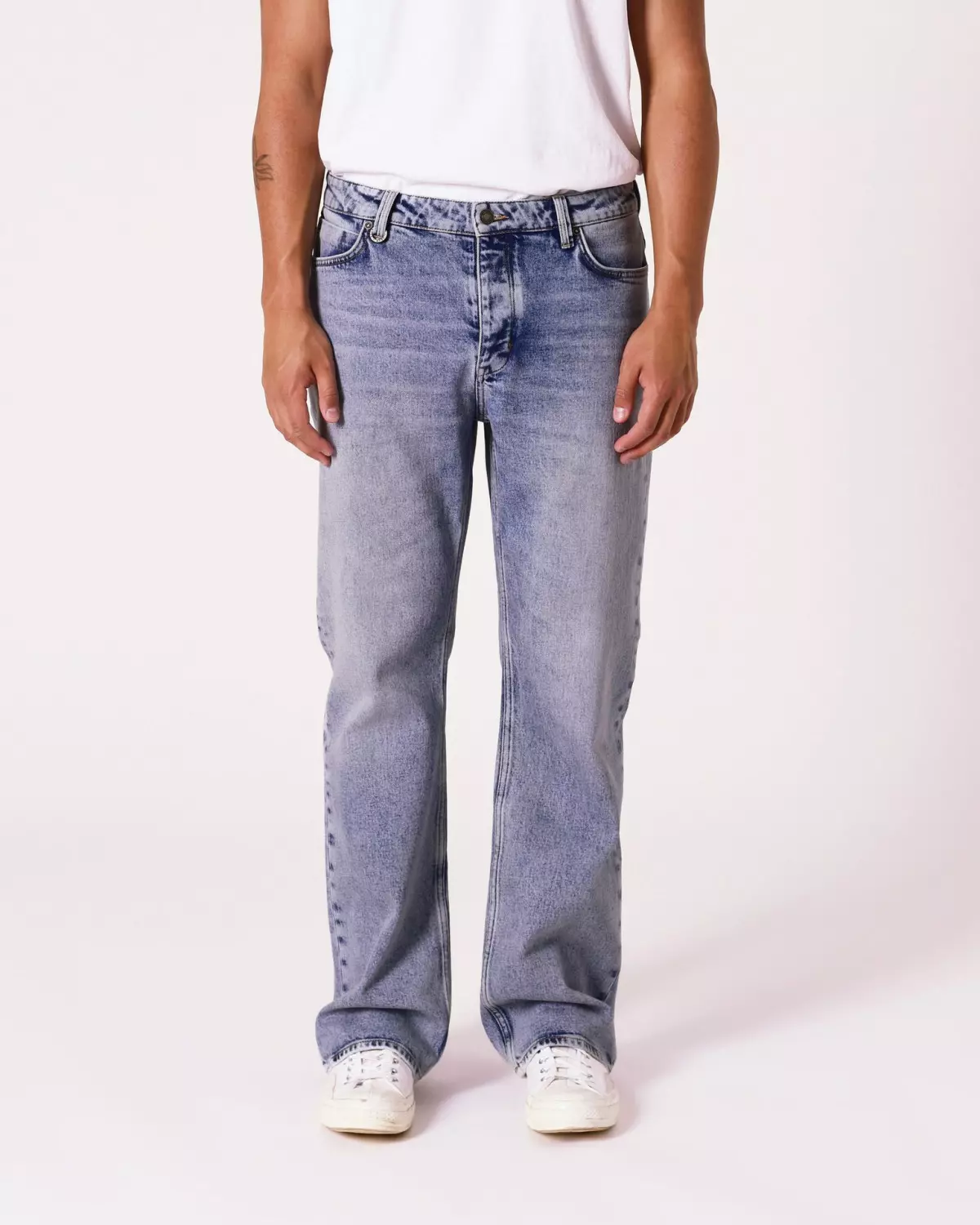 Neuw Julian Flare Villa