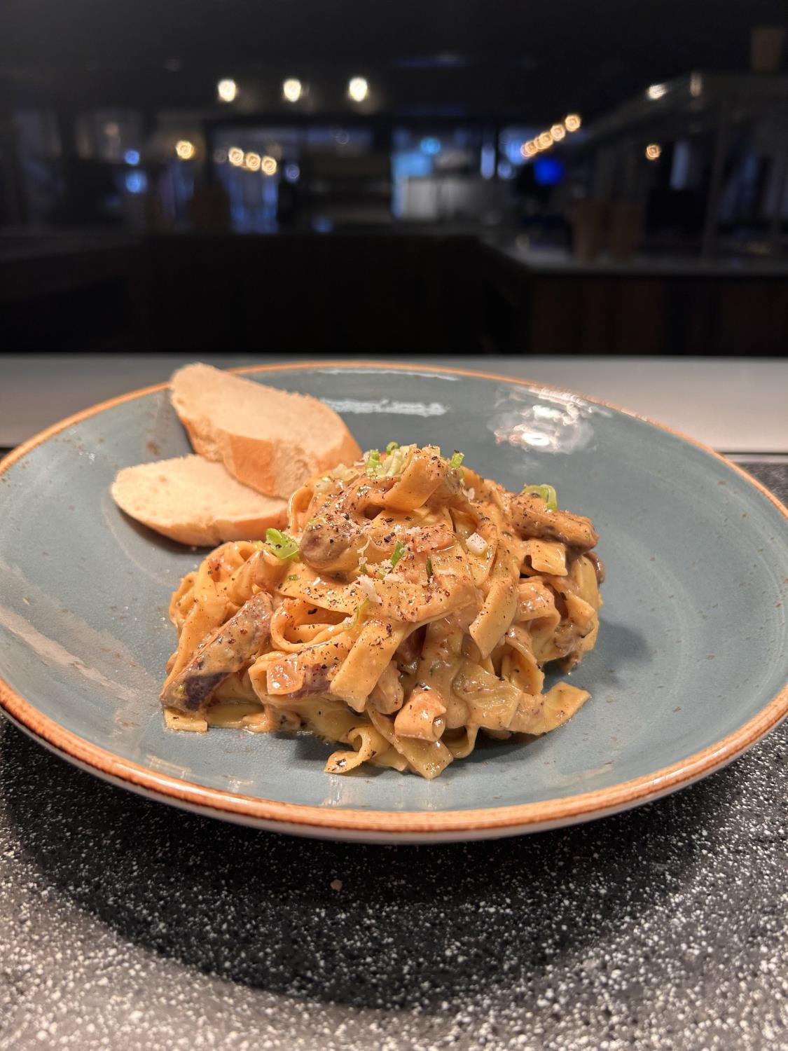 Tagliatelle med steinsoppsaus barneporsjon (V)