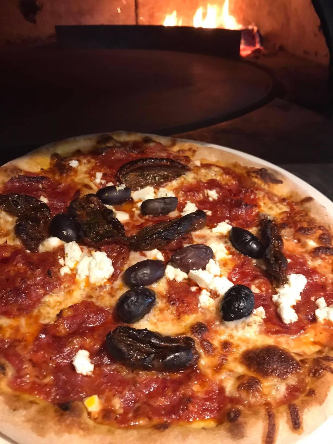 Pizza Salami Picante