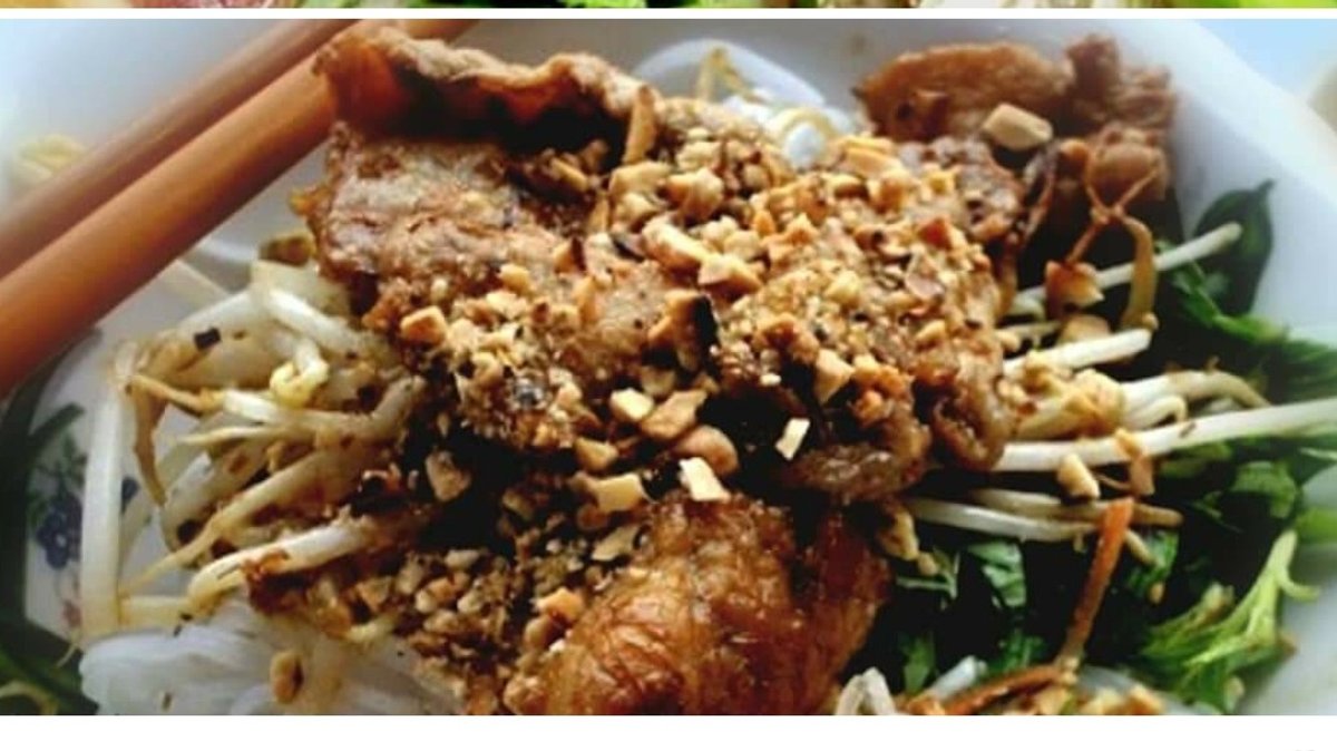 76. Bun Bo Xao