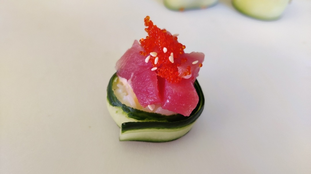 Delux Tuna
